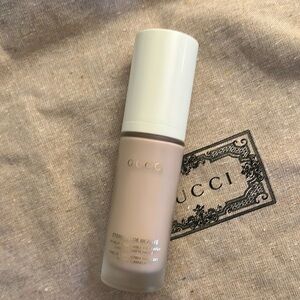 Gucci Éternité de Beauté 24-hour breathable luminous matte foundation - 205C